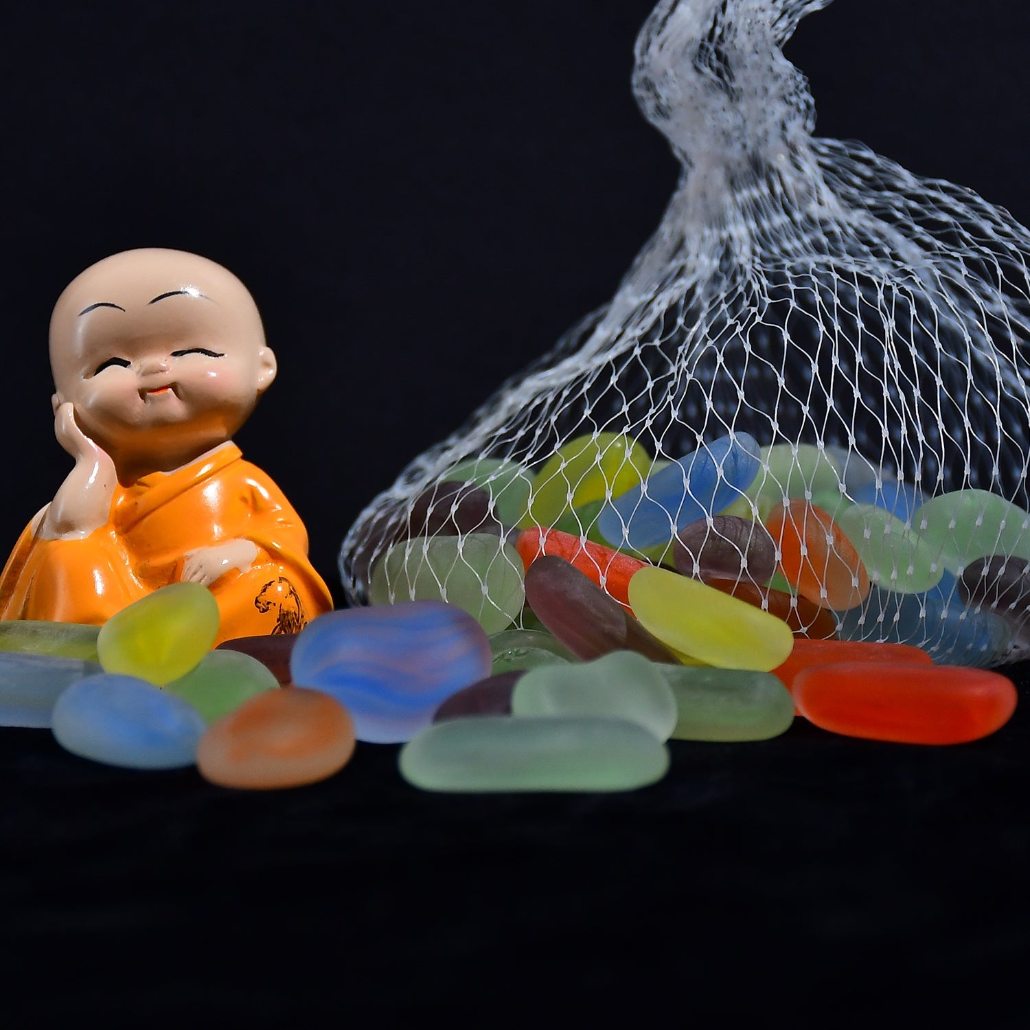 4015 Glass Gem Stone, Flat Round Marbles Pebbles for Vase Fillers, Attractive pebbles for Aquarium Fish Tank. DeoDap 4015 Glass Gem Stone, Flat Round Marbles Pebbles for Vase Fillers, Attractive pebbles for Aquarium Fish Tank. DeoDap